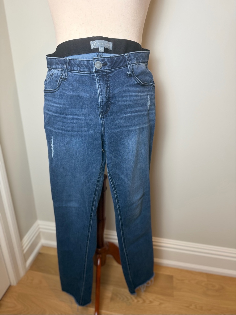 Wit & Wisdom Medium Blue Straight Leg Jeans - Picture 3 of 6